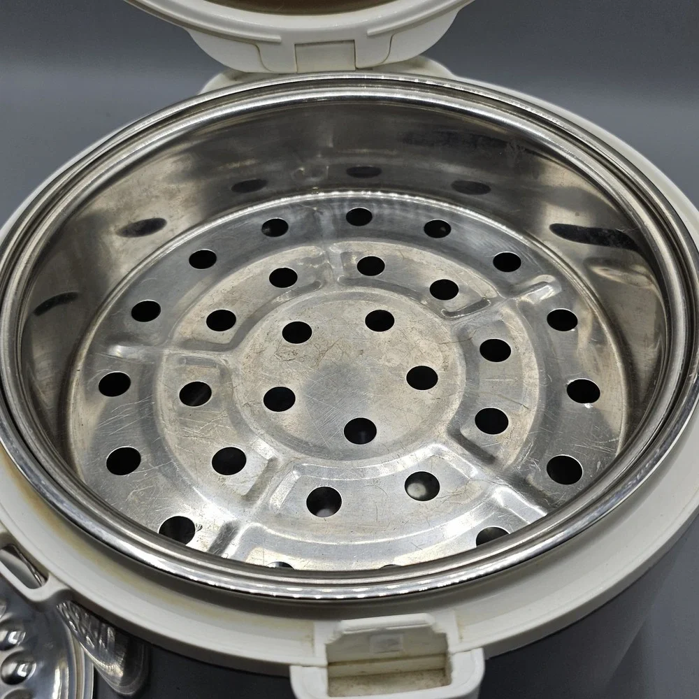Oyama Stainless Steel Rice Cooker and Warmer 10-Cup 1.8 L White Flowers CFS-F18W